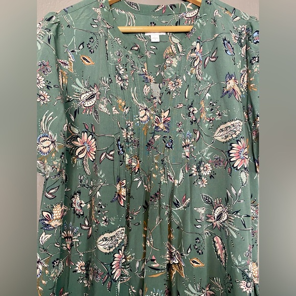 J. Jill Sage Green Floral Short Sleeve Pin Tuck Pullover Midi Dress Size M - Picture 6 of 11
